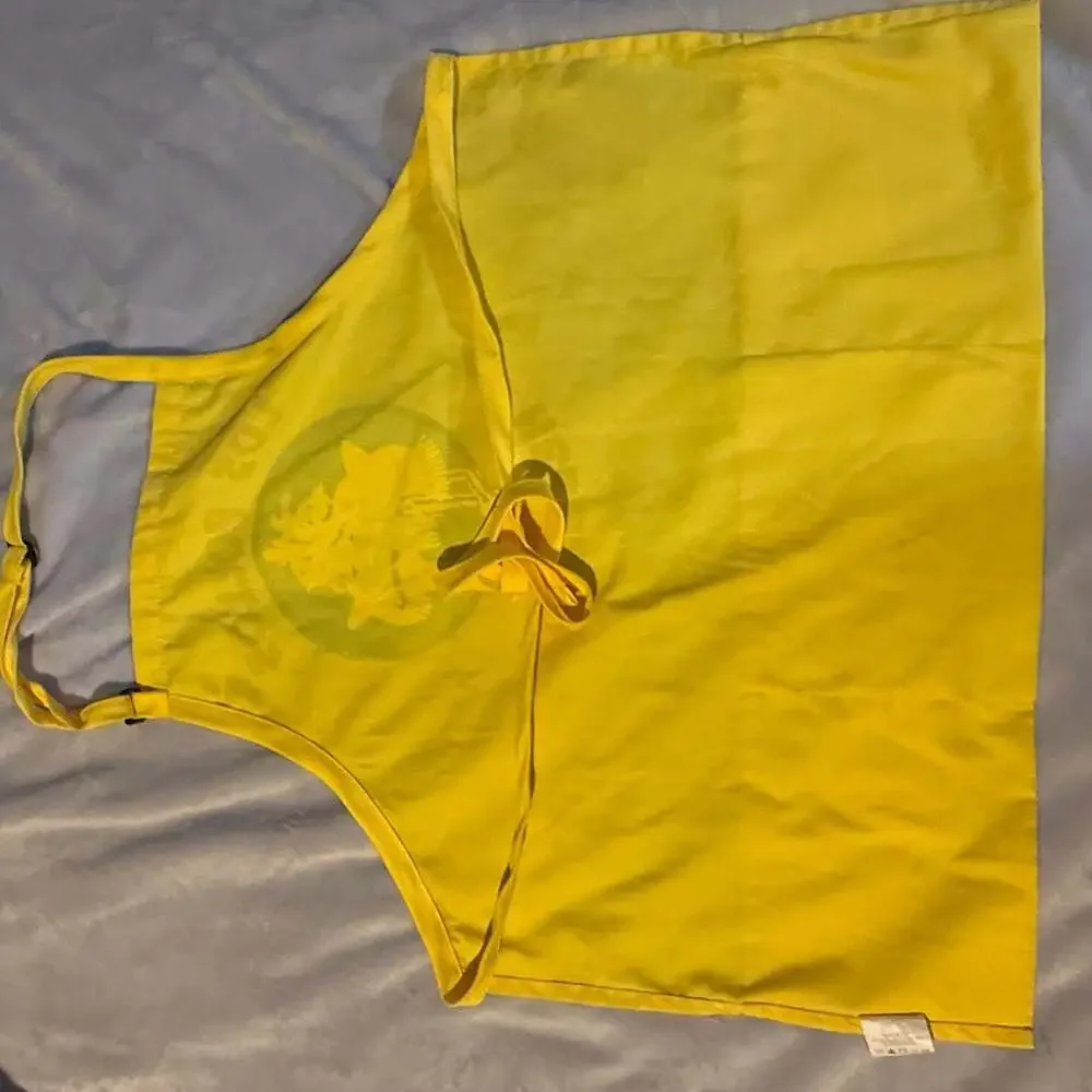 Breaking Bad Los Pollos Hermanos Yellow Apron Loot Crate 2015